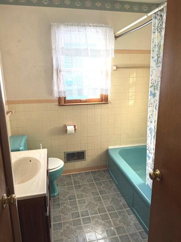 1927 KISKA RD, Salem, VA 24153