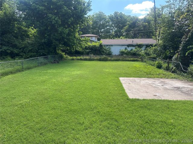 631 S Alabama Avenue, Okmulgee, OK 74447