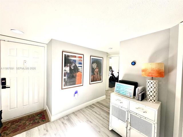 13044 SW 88th Ln B203, Miami, FL 33186