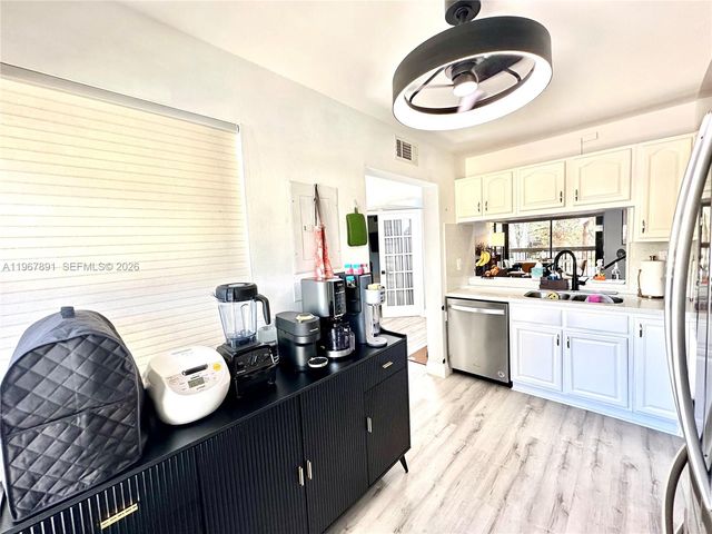 13044 SW 88th Ln B203, Miami, FL 33186