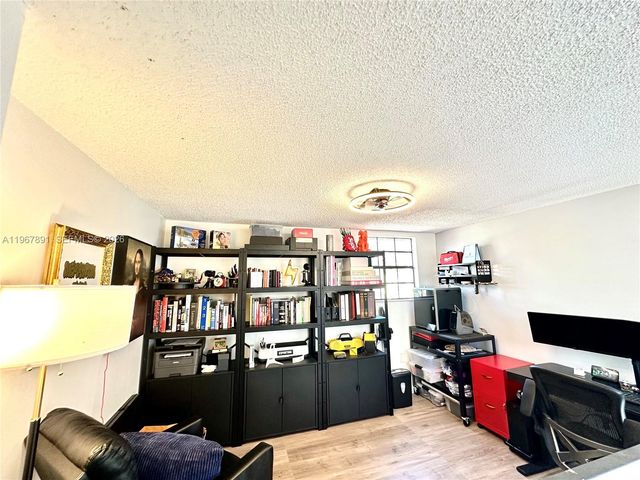 13044 SW 88th Ln B203, Miami, FL 33186