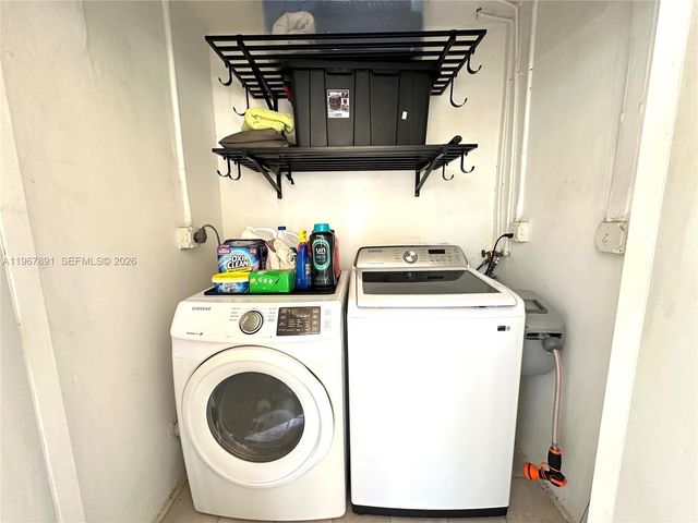 13044 SW 88th Ln B203, Miami, FL 33186