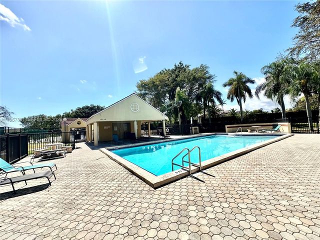 13044 SW 88th Ln B203, Miami, FL 33186