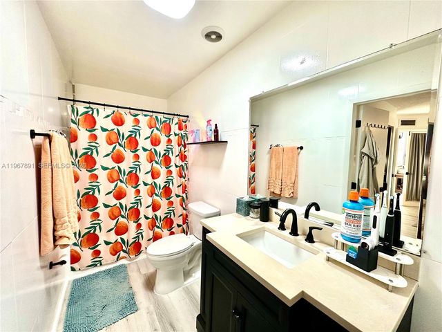 13044 SW 88th Ln B203, Miami, FL 33186