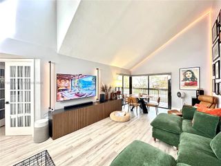 13044 SW 88th Ln B203, Miami, FL 33186