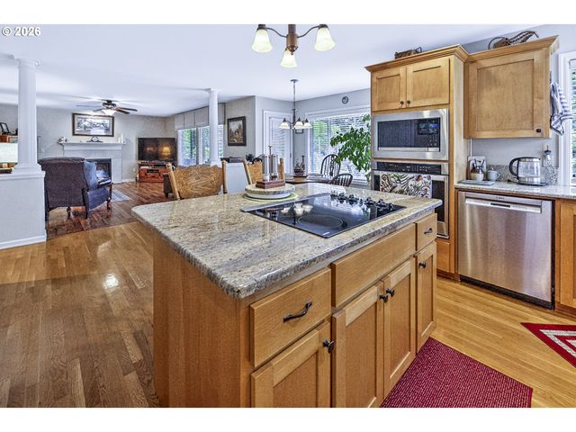 14105 Nw 27TH Ave, Vancouver, WA 98685