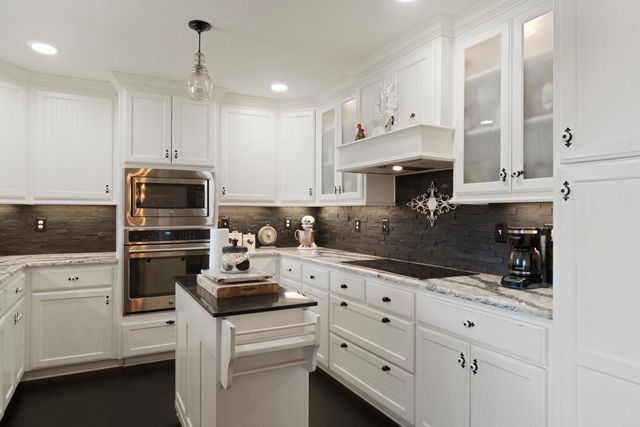 5010 Bobwhite, Gilmer, TX 75645