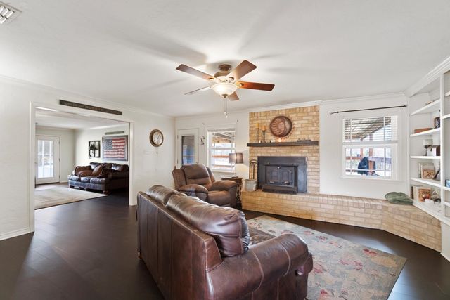 5010 Bobwhite, Gilmer, TX 75645