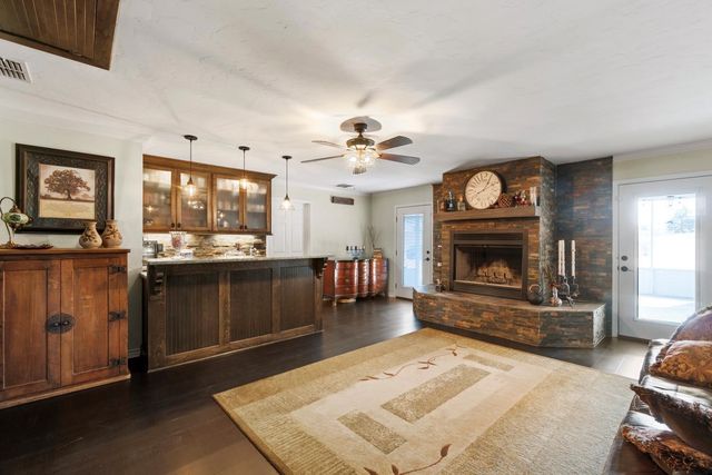 5010 Bobwhite, Gilmer, TX 75645