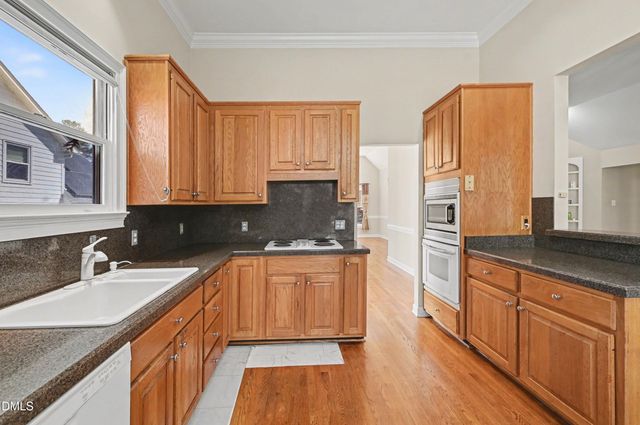 106 Stokesay Court, Cary, NC 27513