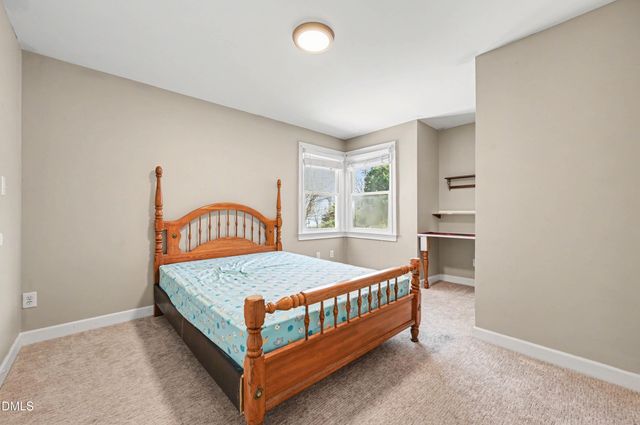 106 Stokesay Court, Cary, NC 27513