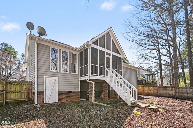 106 Stokesay Court, Cary, NC 27513