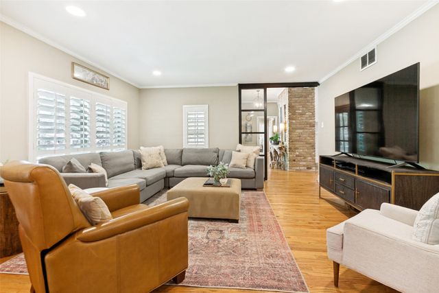 313 Arborcrest Drive, Richardson, TX 75080