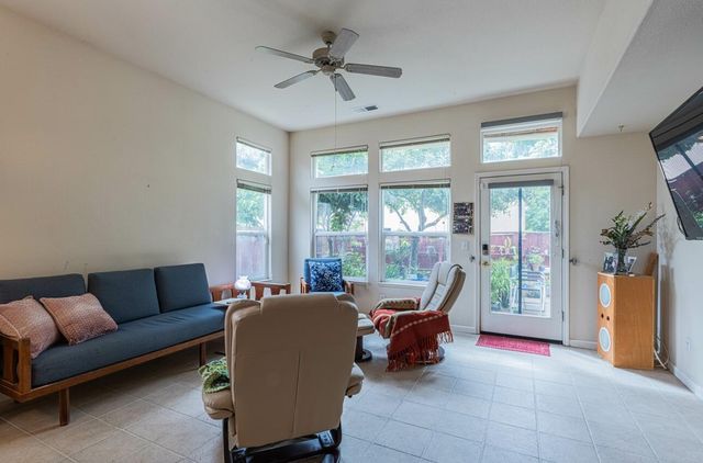 822 Castleton Street, Salinas, CA 93906