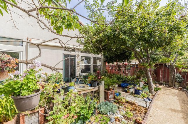 822 Castleton Street, Salinas, CA 93906