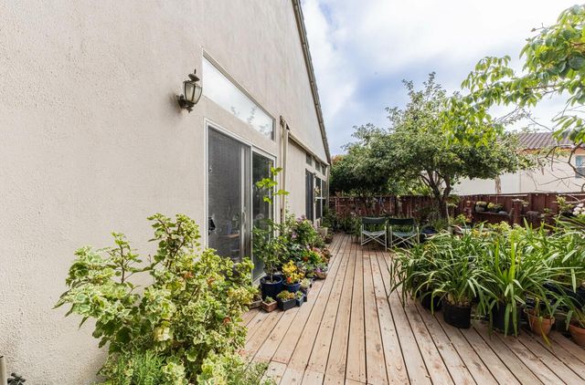 822 Castleton Street, Salinas, CA 93906