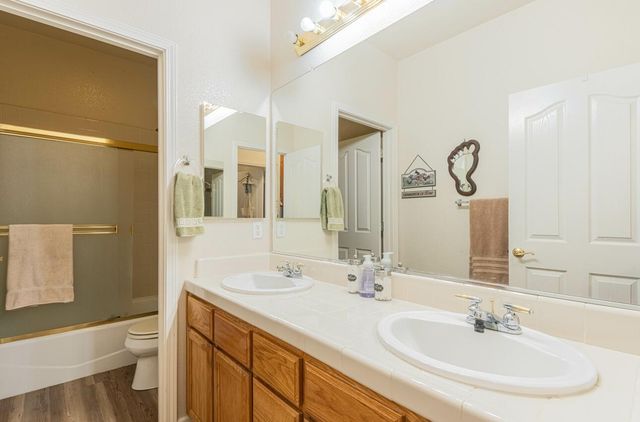 822 Castleton Street, Salinas, CA 93906