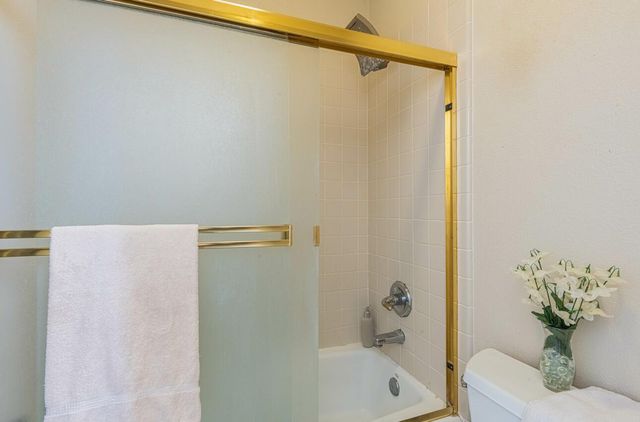 822 Castleton Street, Salinas, CA 93906