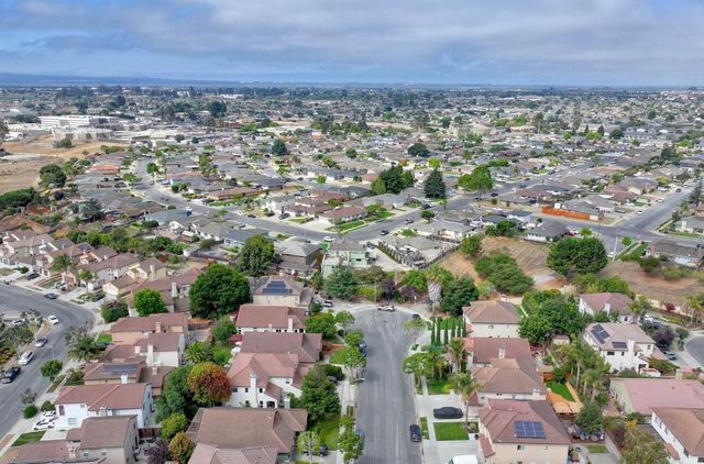 822 Castleton Street, Salinas, CA 93906