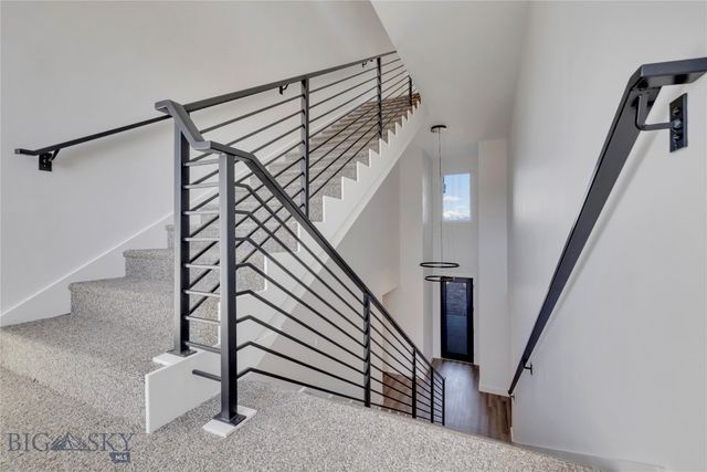 450 Loomis Way C, Ennis, MT 59729