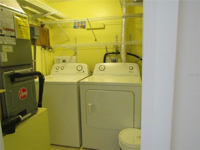 5236 LAKE VILLAGE DRIVE 61, Sarasota, FL 34235