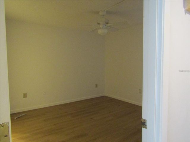 5236 LAKE VILLAGE DRIVE 61, Sarasota, FL 34235