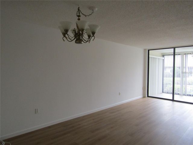 5236 LAKE VILLAGE DRIVE 61, Sarasota, FL 34235