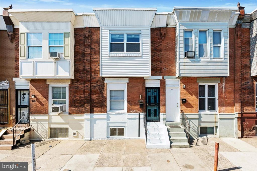 2080 E VICTORIA ST, Philadelphia, PA 19134