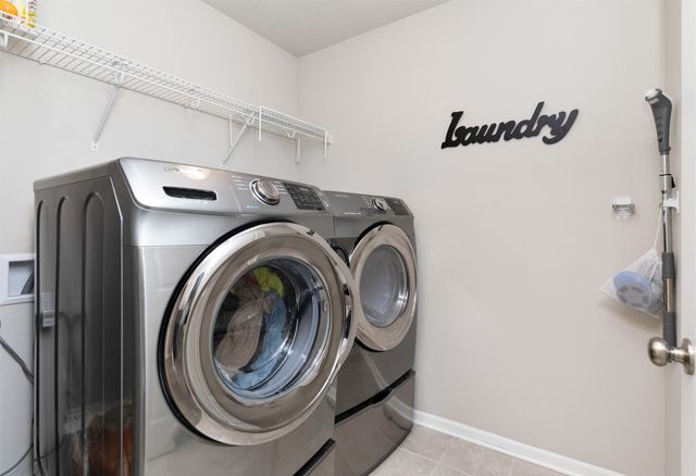 6455 Sunlight Drive, Pleasant Hill, IA 50327