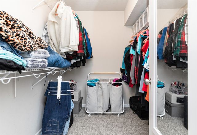 6455 Sunlight Drive, Pleasant Hill, IA 50327