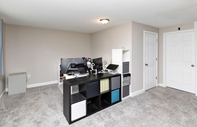 6455 Sunlight Drive, Pleasant Hill, IA 50327