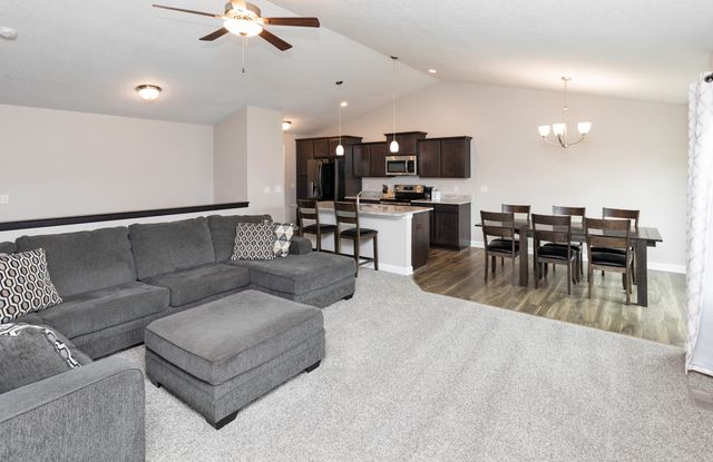 6455 Sunlight Drive, Pleasant Hill, IA 50327