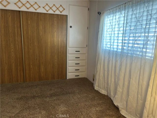 332 N Lyon 68, Hemet, CA 92543