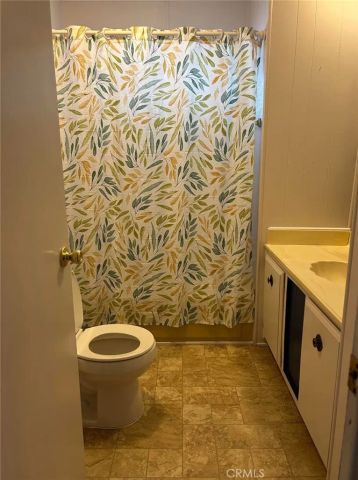 332 N Lyon 68, Hemet, CA 92543