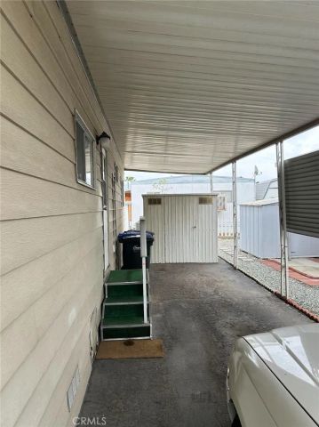 332 N Lyon 68, Hemet, CA 92543