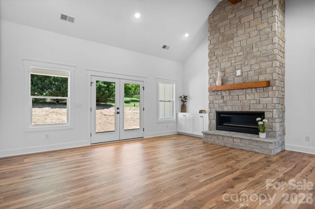 1265 Misty Lane, Hickory, NC 28601