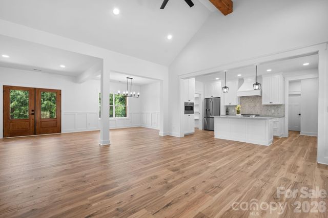 1265 Misty Lane, Hickory, NC 28601