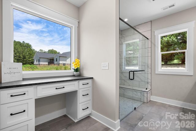 1265 Misty Lane, Hickory, NC 28601