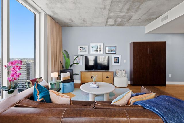 48 East Ave 1604, Austin, TX 78701