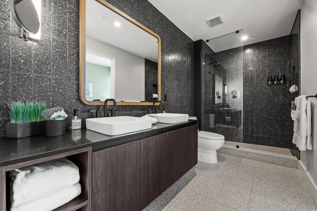 48 East Ave 1604, Austin, TX 78701
