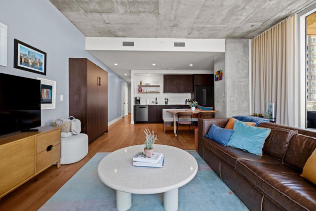 48 East Ave 1604, Austin, TX 78701