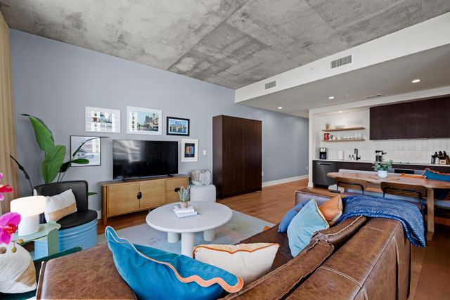 48 East Ave 1604, Austin, TX 78701
