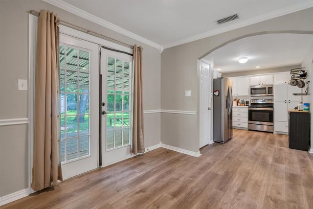 203 Olive Street, Waxahachie, TX 75165