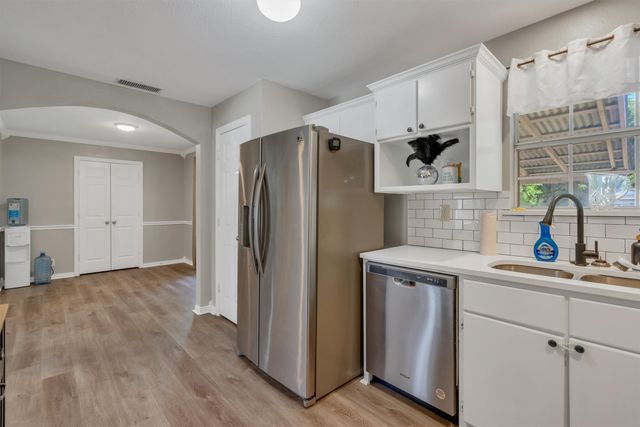 203 Olive Street, Waxahachie, TX 75165