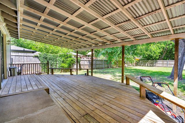203 Olive Street, Waxahachie, TX 75165