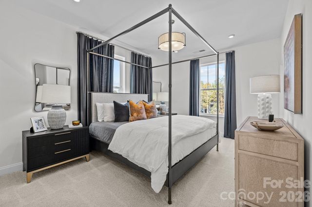 3025 Rozzelles Ferry Road, Charlotte, NC 28208