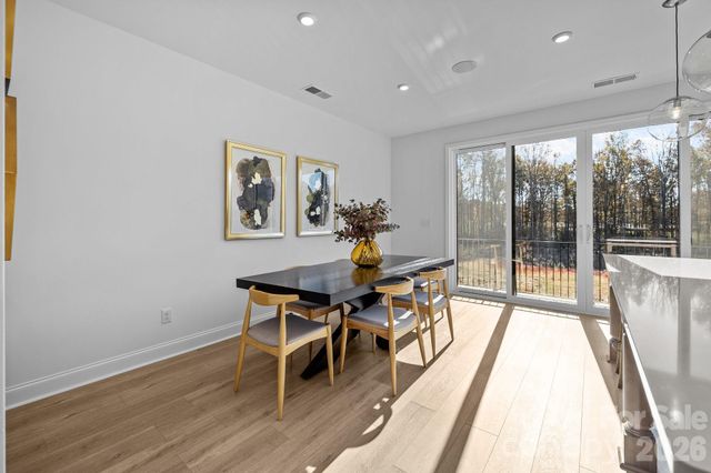 3025 Rozzelles Ferry Road, Charlotte, NC 28208