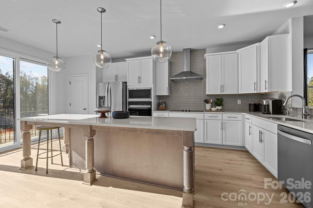 3025 Rozzelles Ferry Road, Charlotte, NC 28208