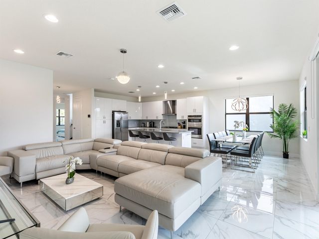 7191 Montereal Path, Lake Worth, FL 33463