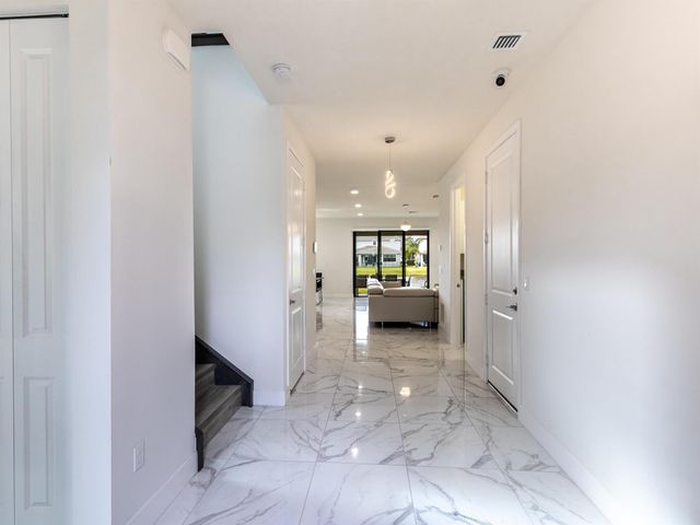 7191 Montereal Path, Lake Worth, FL 33463